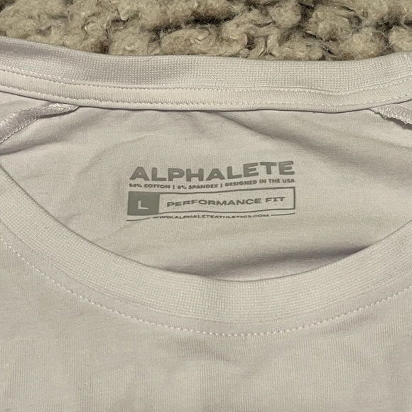 Alphalete long sleeve performance shirt size large - Picture 2 of 2